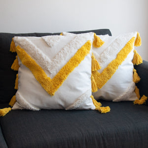 Set 2x Fundas de Cojín Triangular Amarillo Blanco - 43x43 cm JM5523 Miolé
